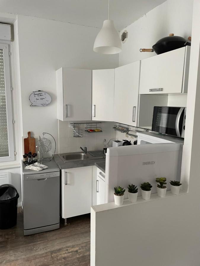 Appartement Rue De La Gare Centre Ville Куиберон Екстериор снимка