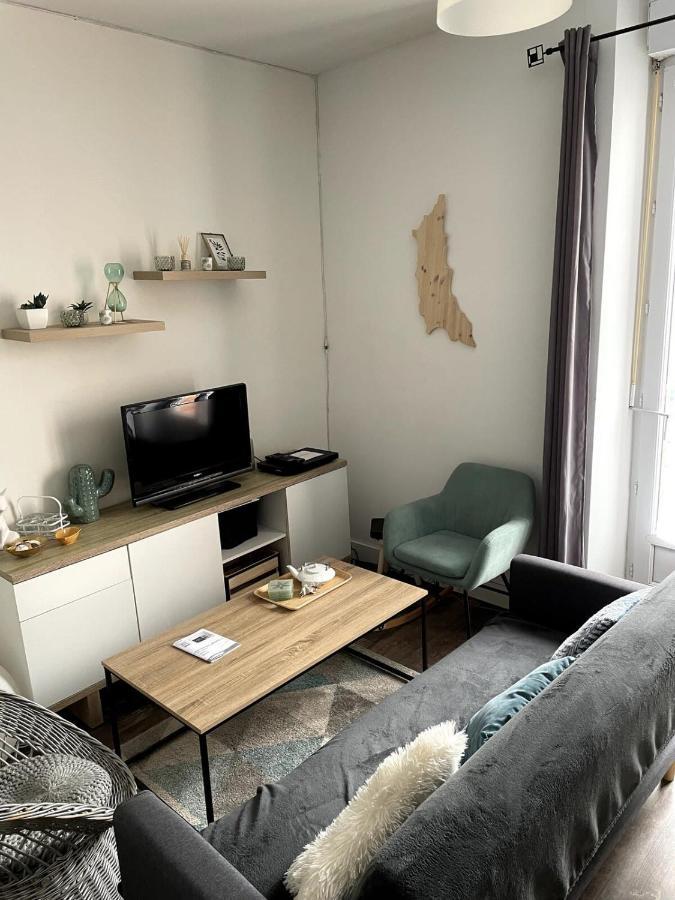Appartement Rue De La Gare Centre Ville Куиберон Екстериор снимка